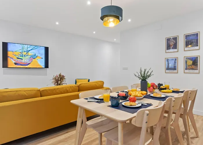 Gogh, Confort Y Diseno En El Centro De Apartman Gijón