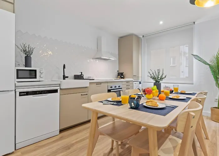 Gogh, Confort Y Diseno En El Centro De * Gijón